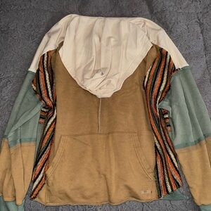 BKE lightweight hoodie from Buckle